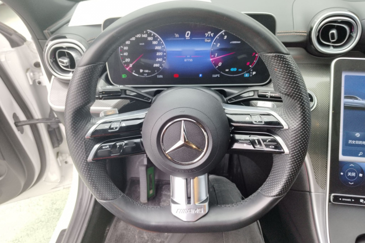 奔驰C级 2022款 改款 C 260 L 运动版局部细节13