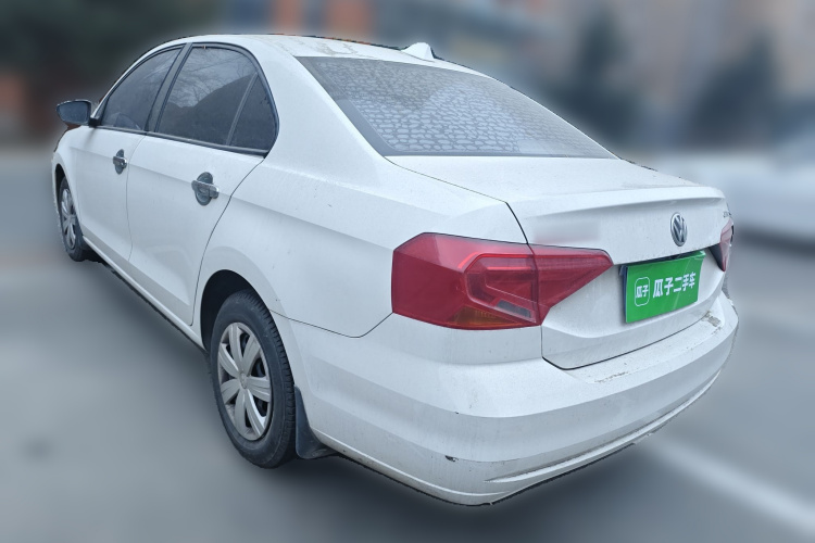 大众 捷达 2017款 1.4L 手动时尚型车身外观5