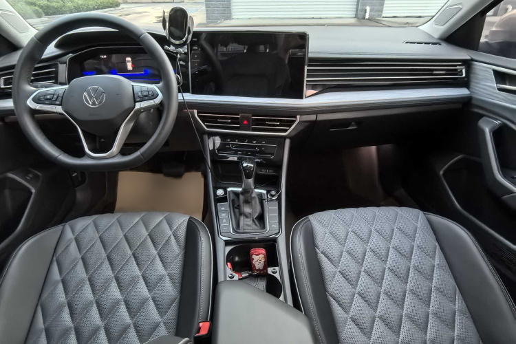 大众 速腾 2023款 200TSI DSG超越版中控内饰7002