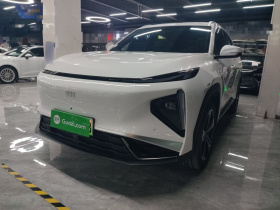 吉利银河 银河L7 2025款 EM-i 115km 探索版