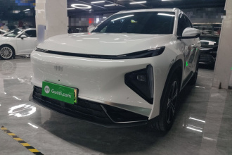 吉利银河 银河L7 2025款 EM-i 115km 探索版