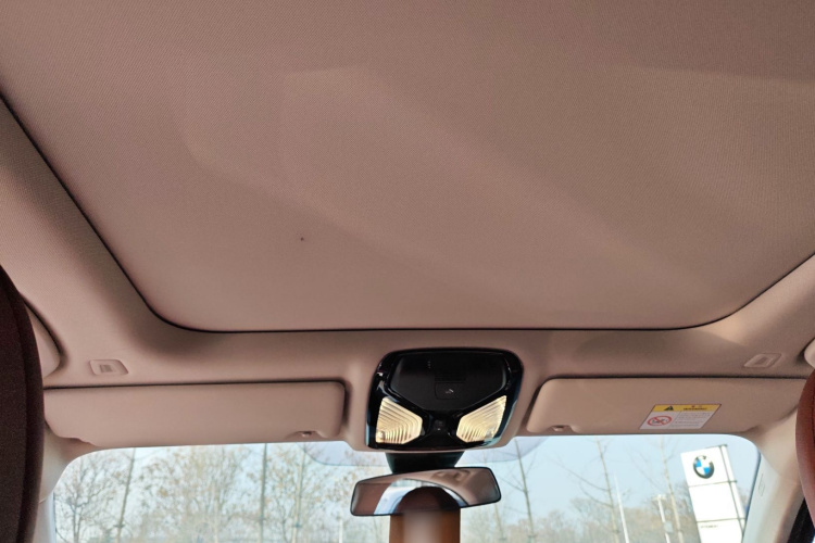 宝马3系 2024款 325i M运动套装局部细节22