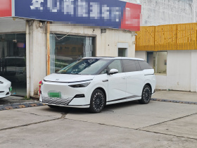 小鹏X9 2025款 740超长续航 Max