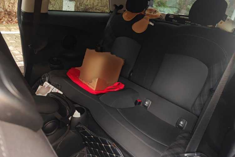 MINI 2016款 1.5T COOPER中控内饰21