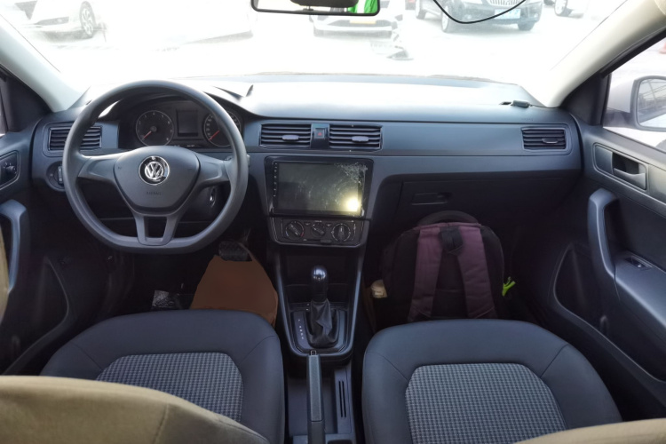 大众 桑塔纳 2021款 1.5L 自动风尚版中控内饰7002