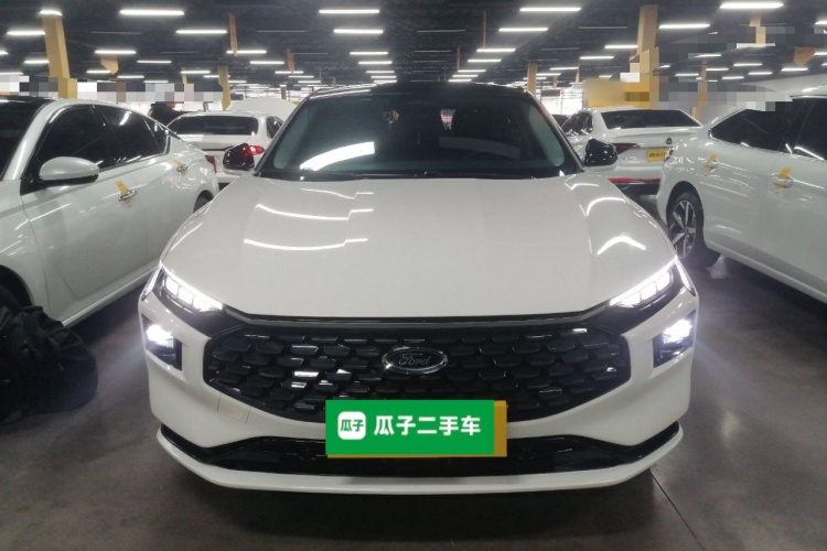 福特 蒙迪欧 2022款 改款 EcoBoost 245 豪华型车身外观2