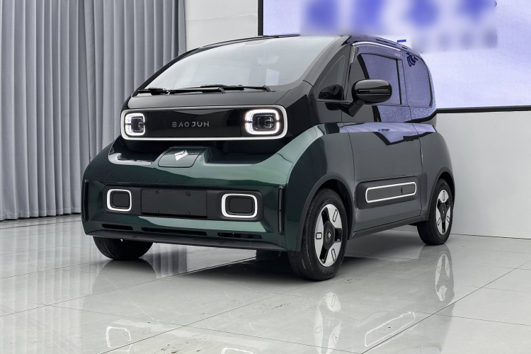 宝骏KiWi EV 2022款 艺术家轻享版 三元锂车身外观6005