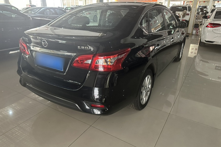 日产 轩逸 2024款 经典 1.6XE CVT舒适版车身外观6005