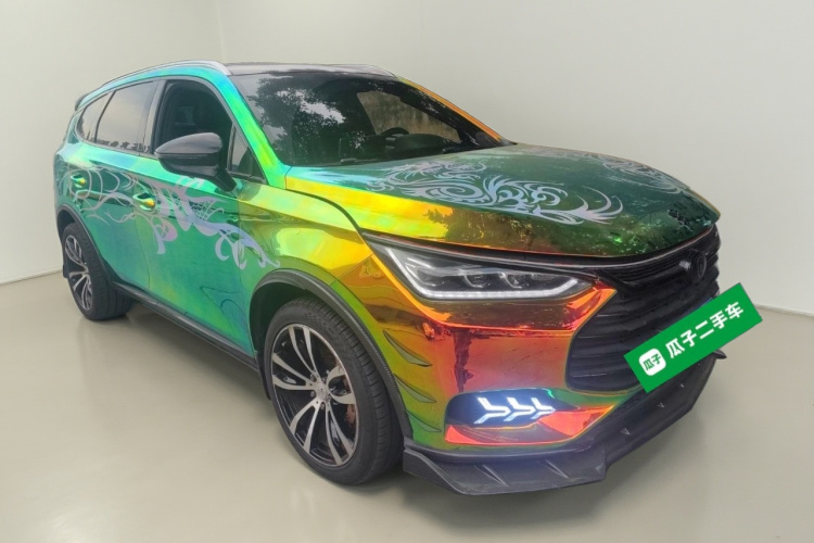 比亚迪 唐 2018款 2.0T 自动智联尊荣型 5座 国V车身外观3