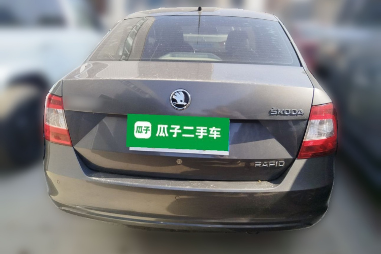 斯柯达 昕锐 2015款 1.6L 自动智选型车身外观6