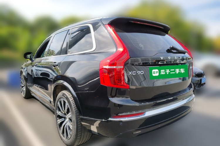 沃尔沃XC90 2024款 B6 智逸豪华版 7座车身外观5