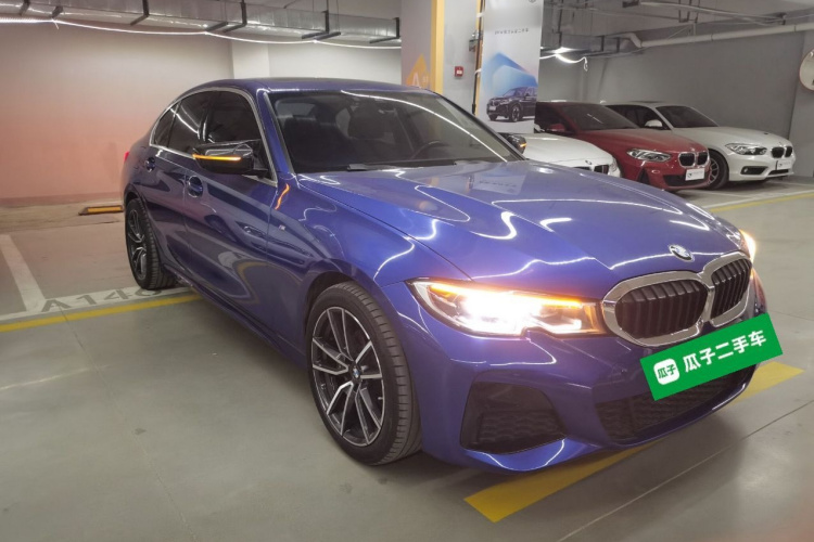 宝马3系 2020款 325i M运动套装车身外观3