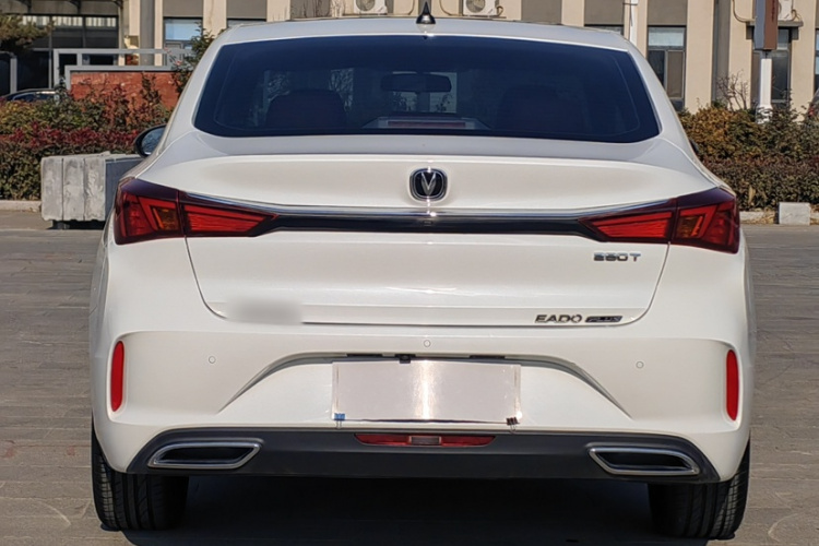 长安 逸动 2021款 PLUS 蓝鲸NE 1.4T GDI DCT旗舰型车身外观6002