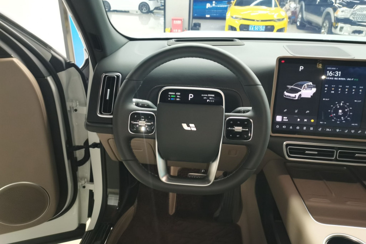 理想汽车 理想L7 2025款 Max 智能焕新版局部细节13