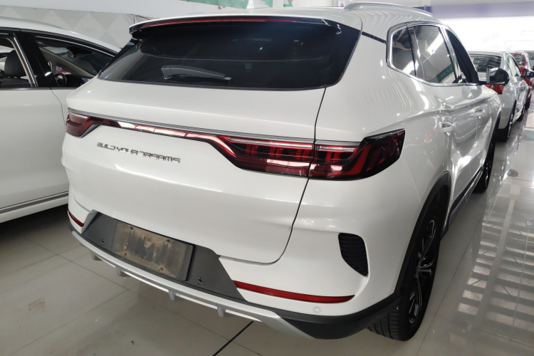 比亚迪 宋PLUS 2020款 1.5T 自动旗舰型车身外观6005