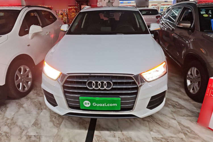 奥迪Q3 2018款 30周年年型 30 TFSI 时尚型车身外观2