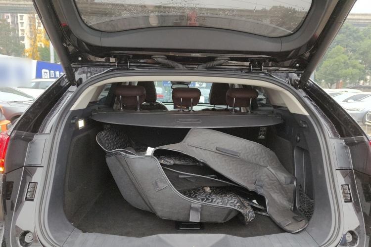 魏牌 VV7 2017款 2.0T 旗舰型机舱底盘23