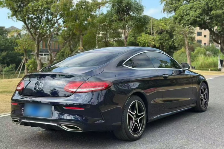 奔驰C级(进口) 2021款 C 200 轿跑车车身外观6002