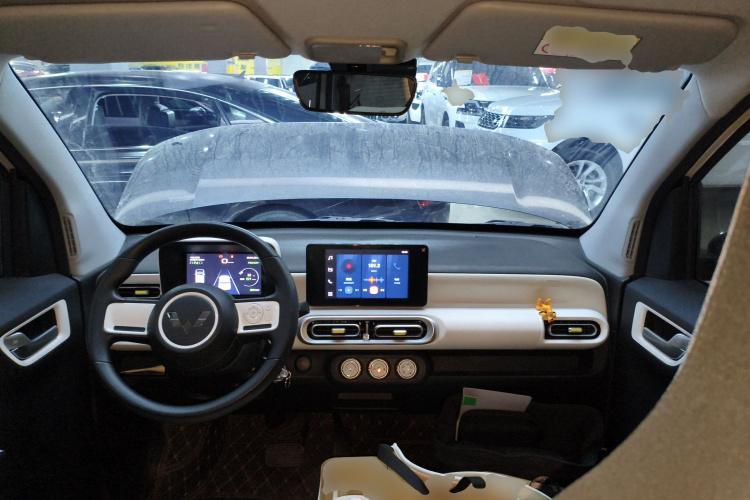 五菱汽车 宏光MINIEV 2024款 第三代 215km 进阶版中控内饰12