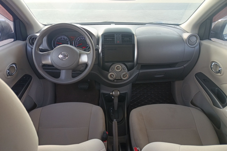 日产 阳光 2011款 1.5XL CVT豪华版中控内饰7004