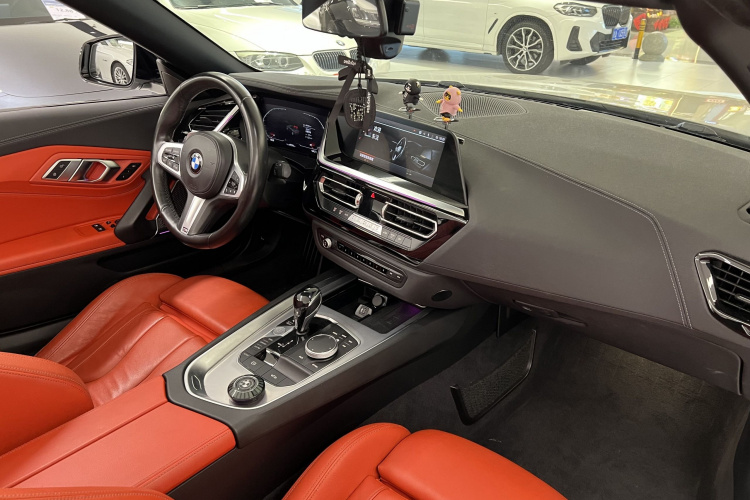 宝马Z4 2019款 sDrive 25i M运动曜夜套装中控内饰7008