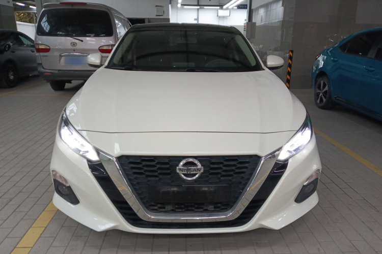 日产 天籁 2020款 改款 2.0L XL 舒适版车身外观2