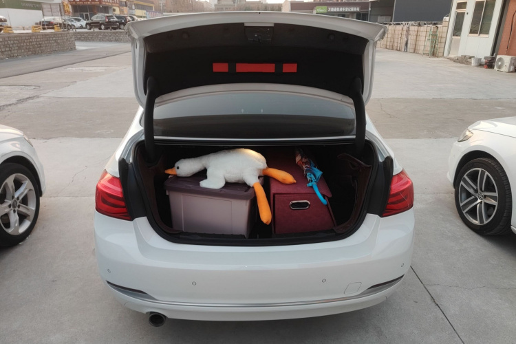 宝马3系 2018款 318Li局部细节23