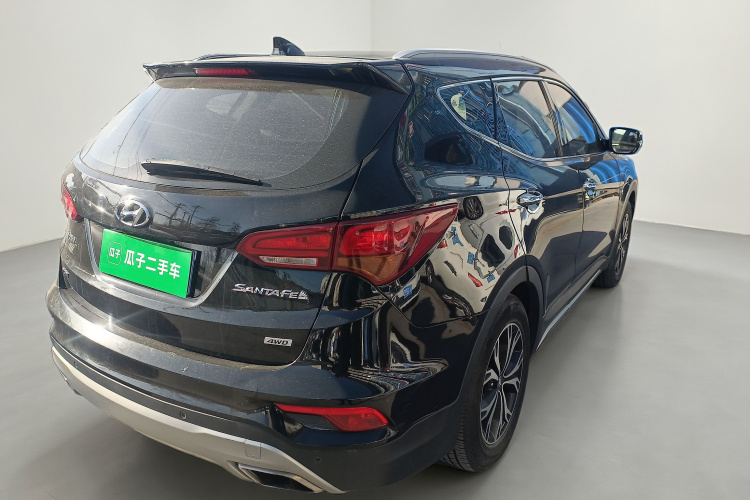 现代 胜达 2017款 2.0T 自动四驱智能型 7座车身外观7