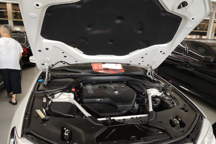 宝马5系 2020款 530Li 领先型 M运动套装局部细节24