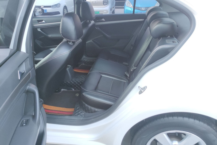 大众 2019款 朗逸启航 1.5L 自动风尚版 国VI中控内饰21