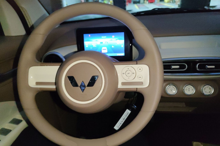 五菱汽车 宏光MINIEV 2025款 四门版 进阶款中控内饰12