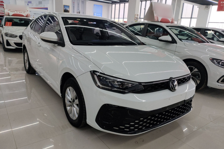 大众 朗逸 2023款 新锐 1.5L 自动新逸版车身外观3