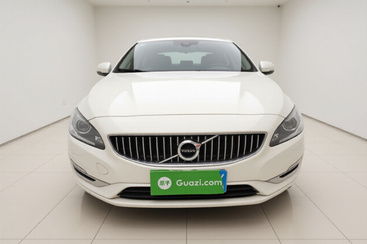 沃尔沃S60 2018款 S60L T3 智进进取版车身外观2