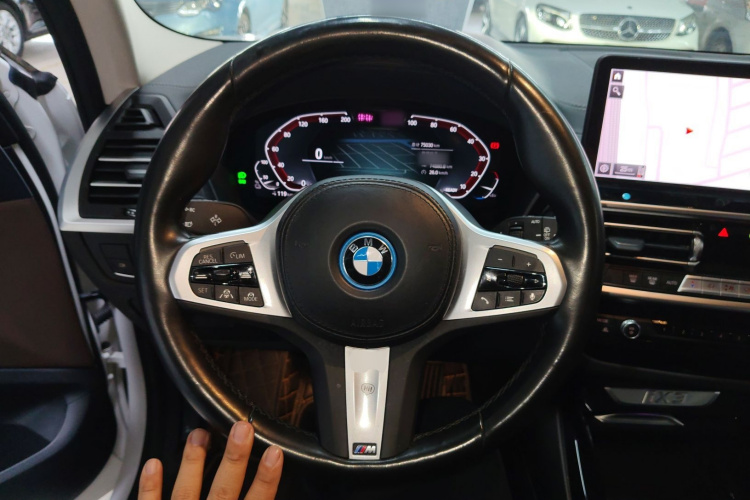 宝马iX3 2022款 领先型中控内饰13