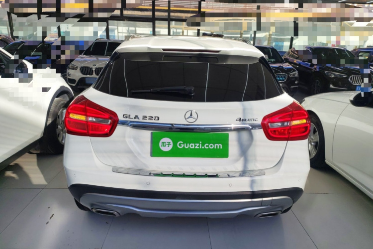 奔驰GLA 2016款 GLA 220 4MATIC 时尚型车身外观6004