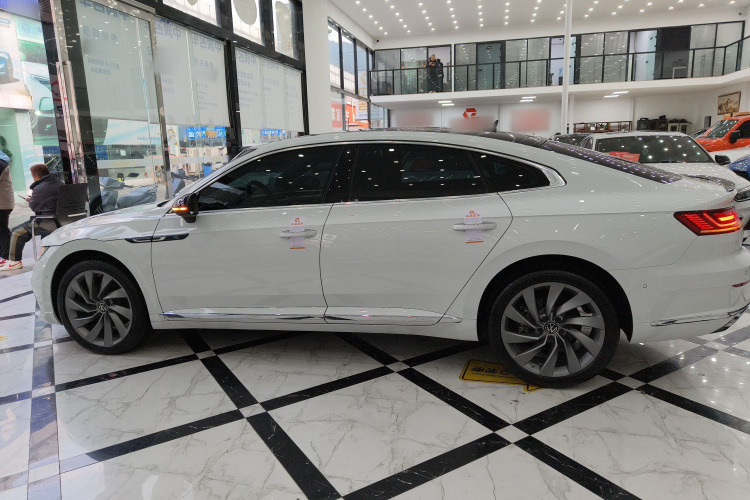 一汽-大众CC 2024款 380TSI 夺目版车身外观6003