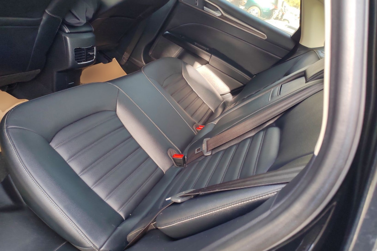 福特 蒙迪欧 2018款 EcoBoost 180 智控时尚型 国V中控内饰21