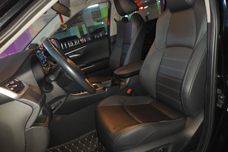 丰田 威兰达 2022款 2.0L CVT四驱豪华PLUS版中控内饰19