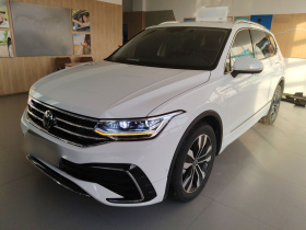 大众 途观L 2024款 出众款 330TSI 自动两驱R-Line龙耀版