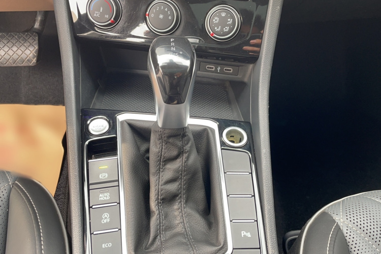 大众 速腾 2023款 300TSI DSG超越版局部细节18