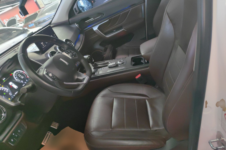 魏牌 VV5 2017款 2.0T 旗舰型中控内饰19