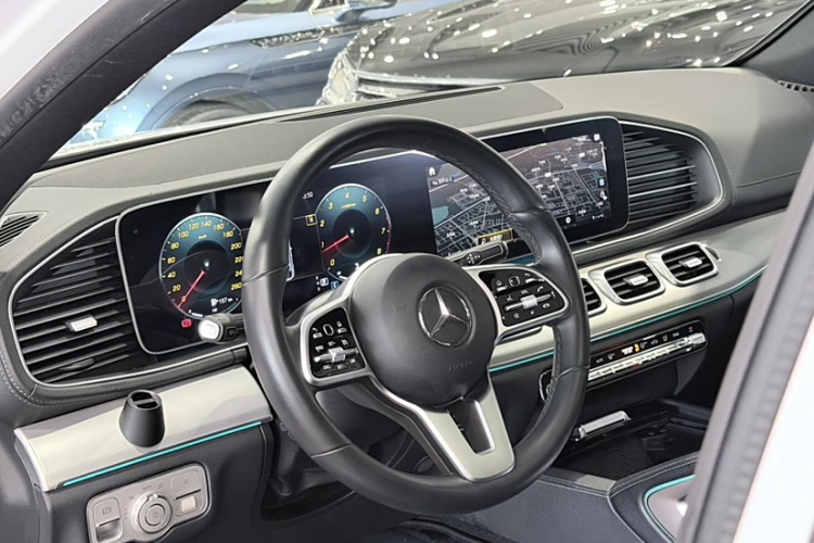 奔驰GLE轿跑 2020款 GLE 350 4MATIC 轿跑SUV 豪华型中控内饰7004