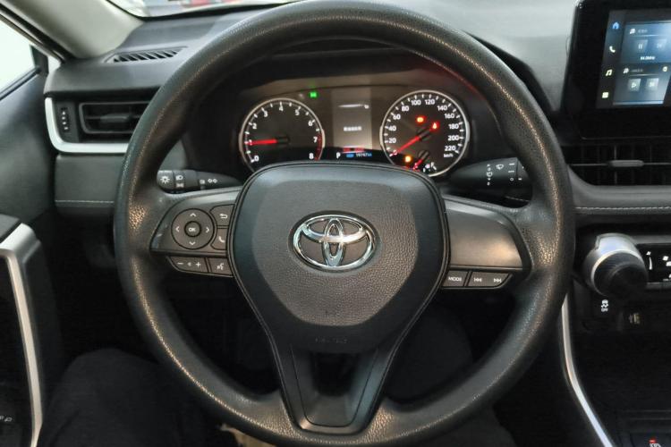 丰田 威兰达 2023款 2.0L CVT两驱领先版局部细节13