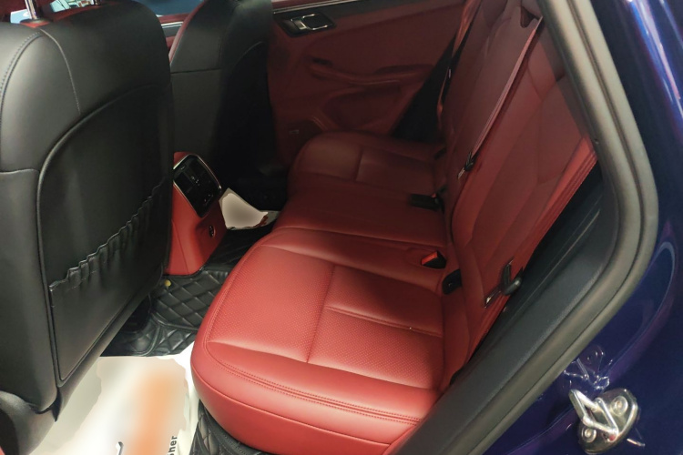 保时捷 2022款 Macan 2.0T中控内饰21