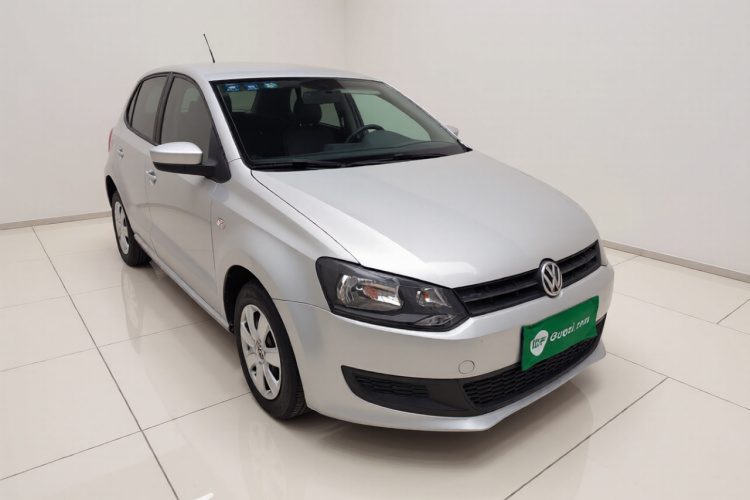 大众 Polo 2013款 1.4L 手动风尚版车身外观3