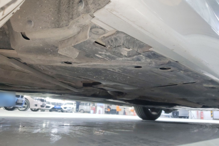 宝马3系GT 2019款 320i M运动套装局部细节9002