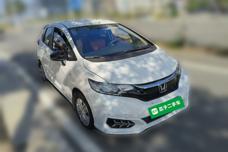 本田 飞度 2018款 1.5L CVT舒适版车身外观3