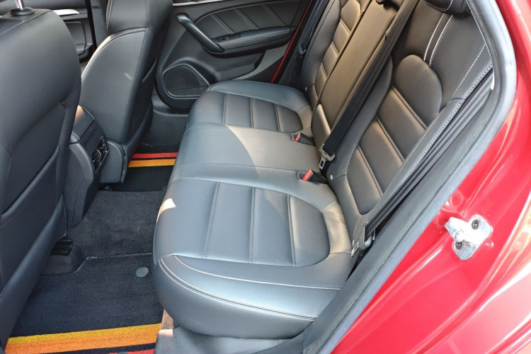 名爵 MG6 2017款 20T 手动豪华智联版 国V中控内饰21