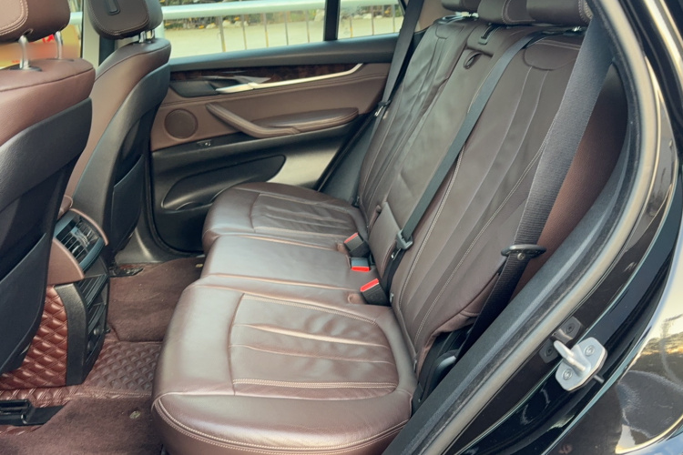 宝马X5(进口) 2014款 xDrive35i 典雅型中控内饰7001