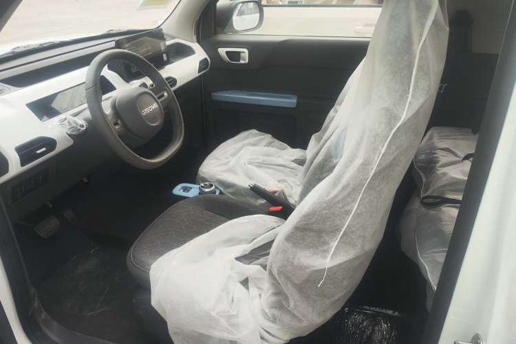 吉利银河 2024款 熊猫mini 200km 耐力熊局部细节19